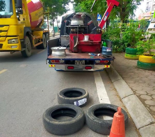 Vá lốp ô tô thủ đô Hà Nội ở đâu nhanh chóng?